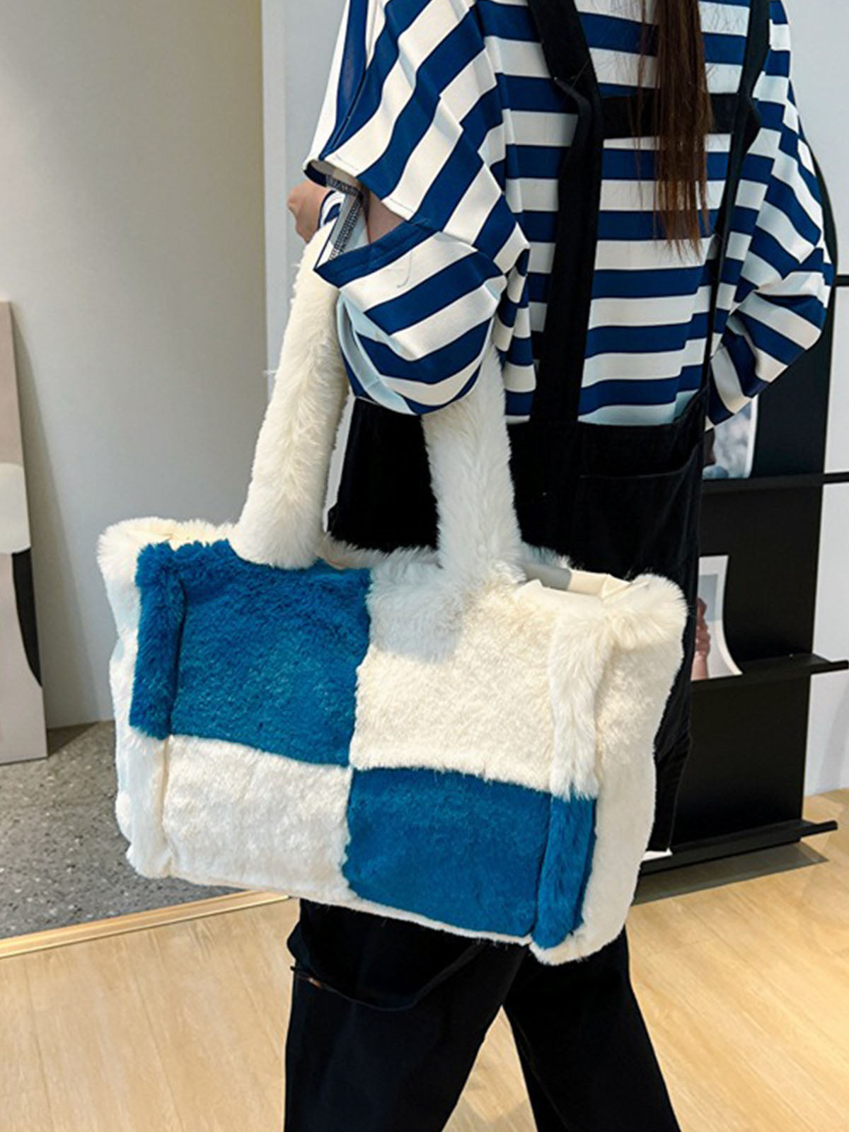 Large & Small Plush Fluffy checkerboard Tote Bags Large & Small Plush Fluffy checkerboard Tote Bags