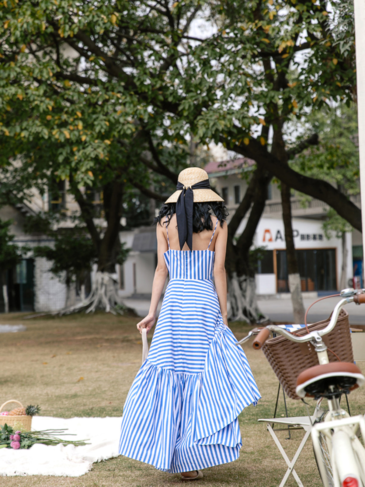White And Blue Striped Maxi Dress S White And Blue Striped Maxi Dress S