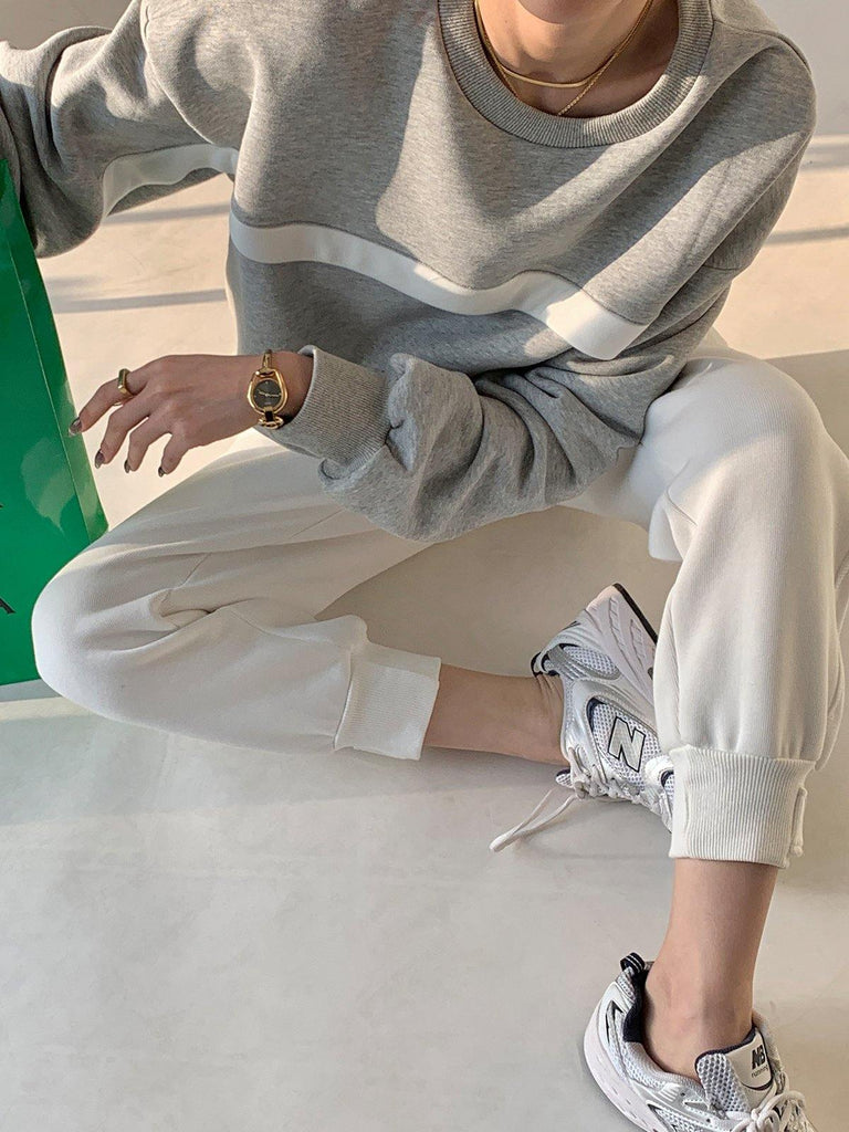 White-Striped Sweatshirt - Grey - Slowliving Lifestyle